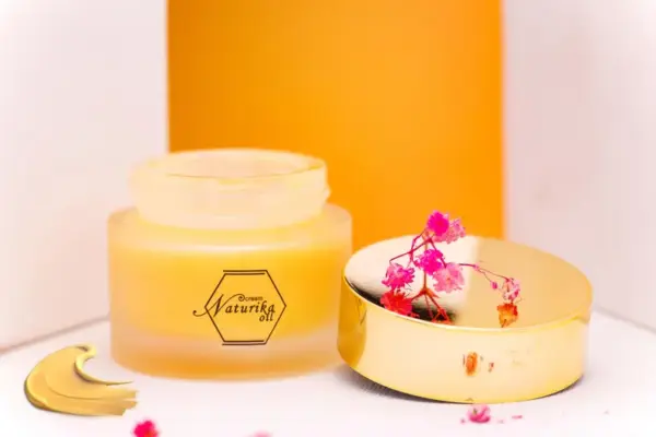 NATURIKA OIL Cream – Face and Body 24/7 - Image 2